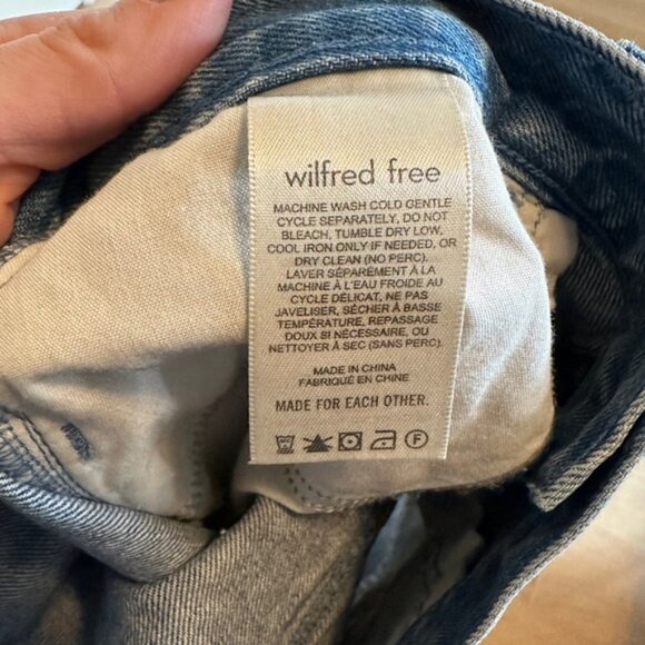 Wilfred Free Denim Mini Skirt Size 4 – Button Front Pockets Casual Classic - Picture 7 of 7